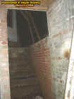 basementstairs.jpg (43712 bytes)