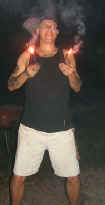 04thofjulyricksparklers.jpg (19183 bytes)